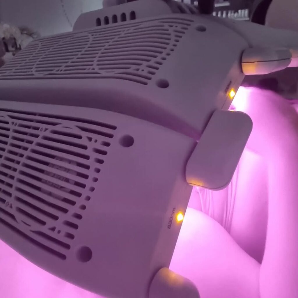 Red Light Therapy Guide: Benefits And How To Use